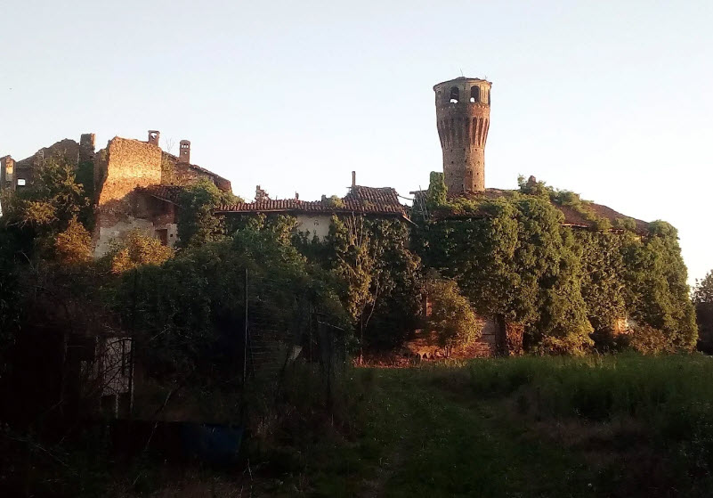 Castello di Vettignè, Italy